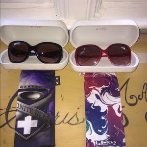 SALE🎈Oakley sunglasses(2)